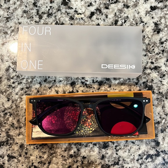 Deesik Four In One glasses - Picture 4 of 4